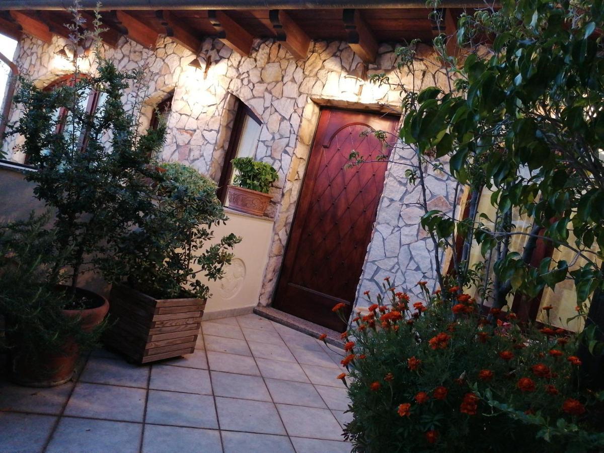 Vela Club House Vila Cagliari Exterior foto